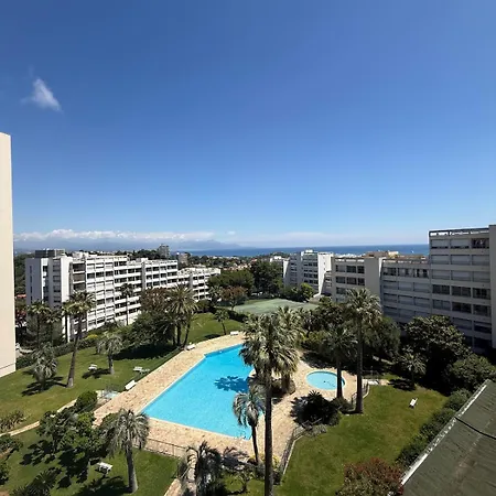 Panoramic Sea View Swimming Pool Apartmán